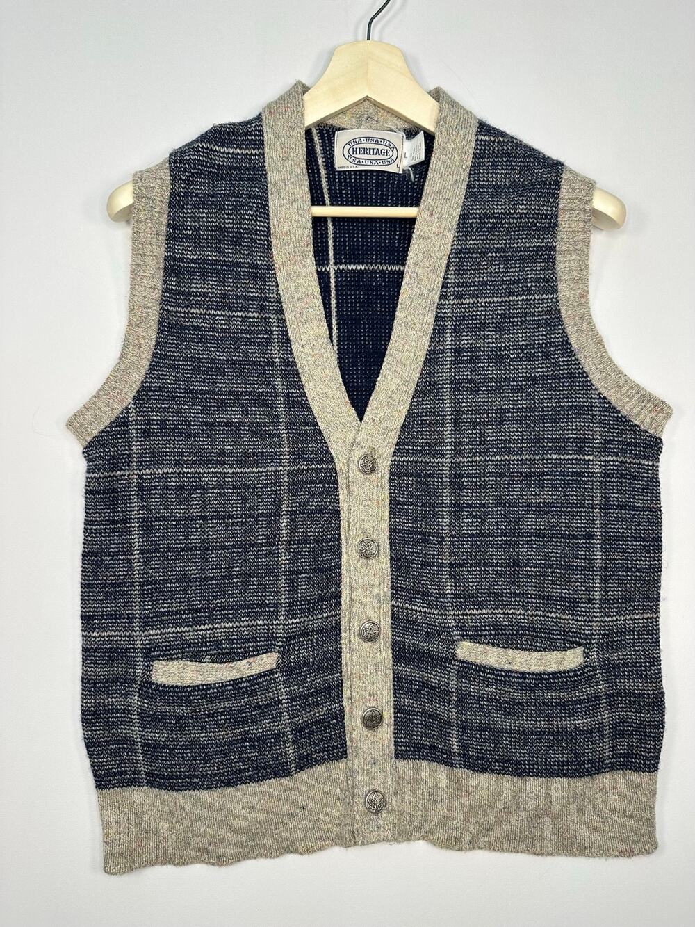 Vintage 1980’s Heritage USA Wool Blend Button Front Cardigan Vest Sweater Size L